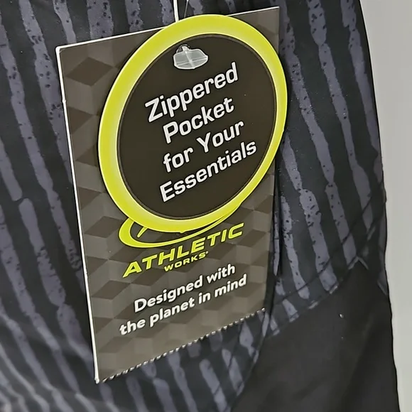 NWT Women's Athletic Shorts - Picture 5 of 5